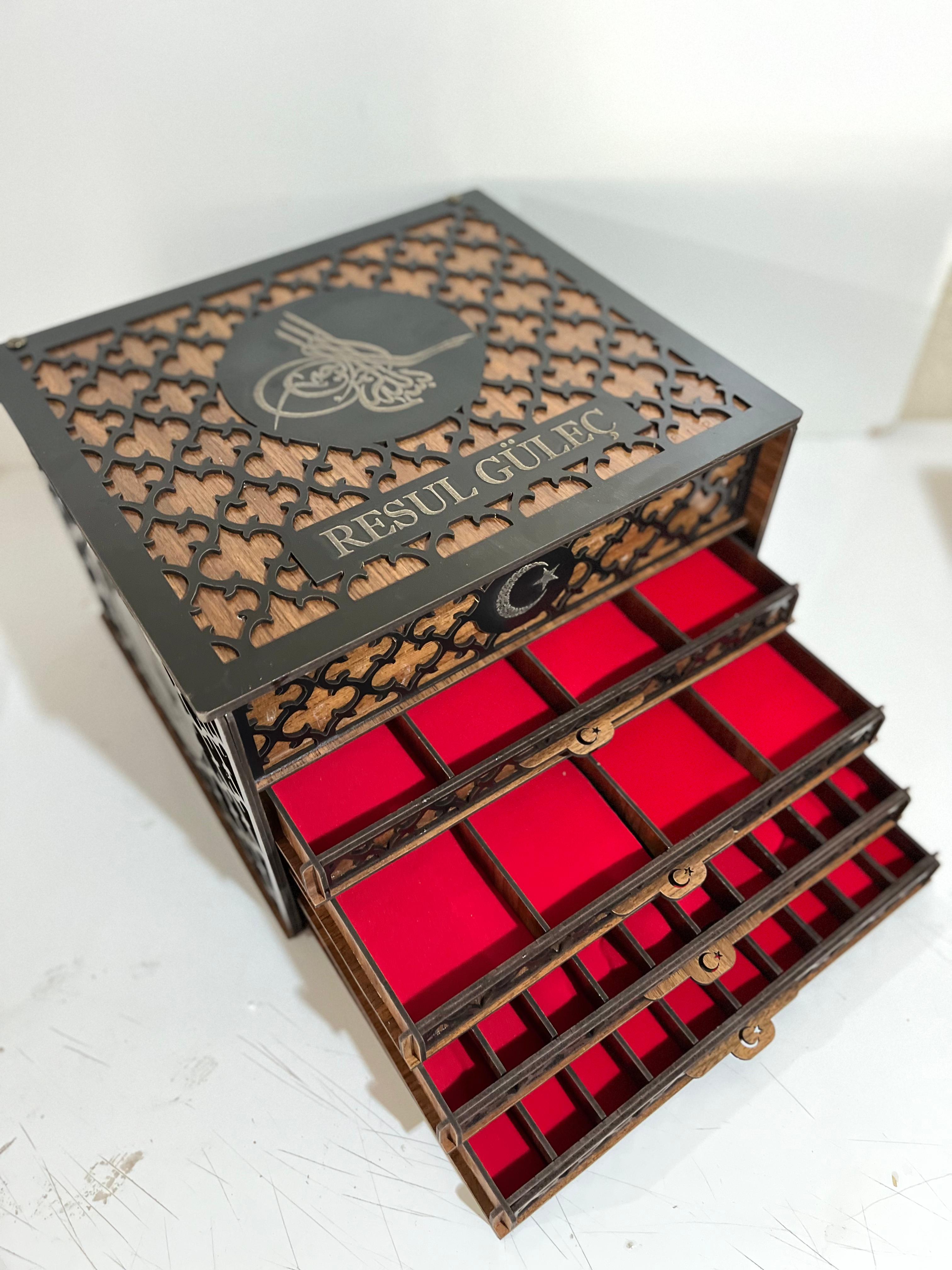 Kişiye Özel Ahşap Tesbih Kutusu(24 Tesbih 12 Saat Ve 24 Çakmak )